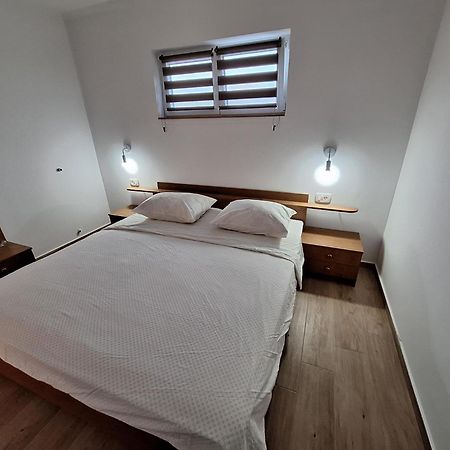 Apartamento Gvacic House Supetarska Draga Exterior foto