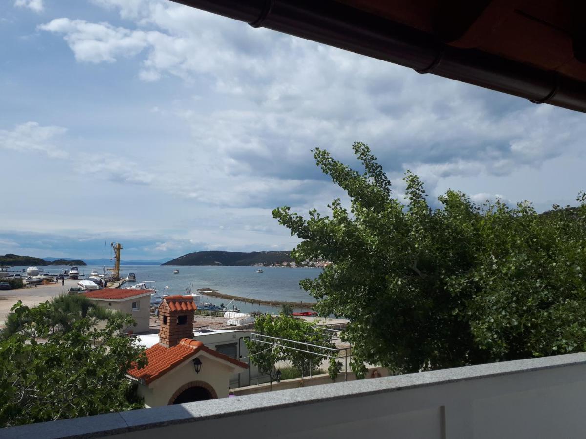 Apartamento Gvacic House Supetarska Draga Exterior foto