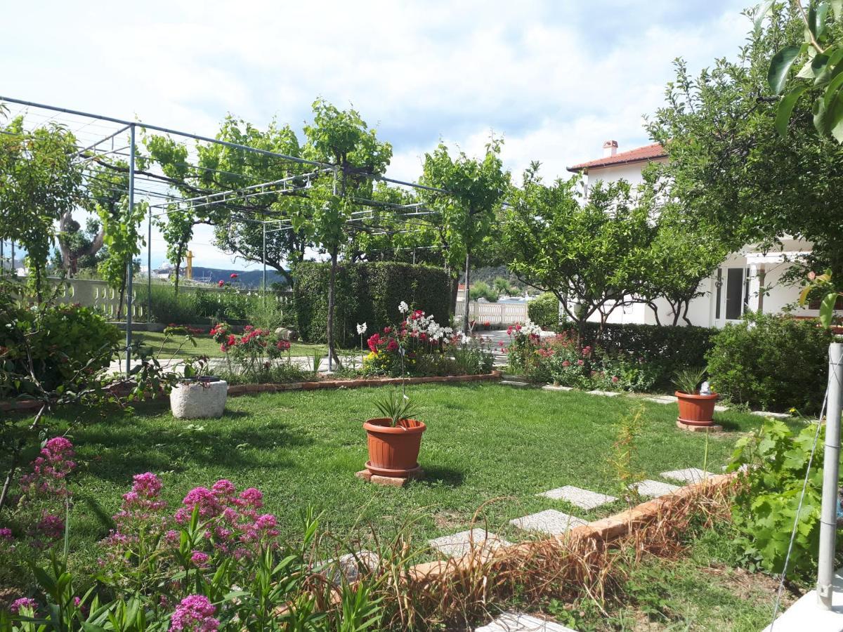 Apartamento Gvacic House Supetarska Draga Exterior foto